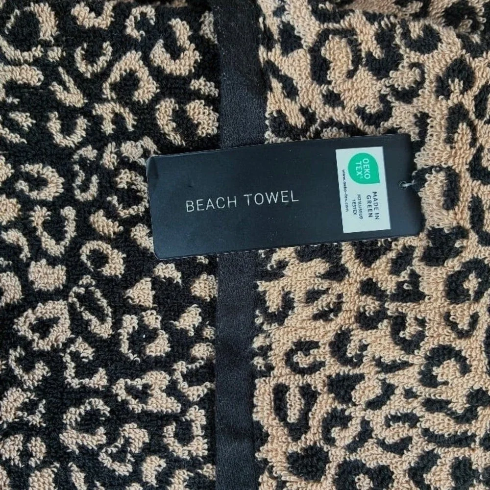 Rachel Zoe Classic Leopard Reversible Beach Towel 100% COTTON NWT Safari Animal
